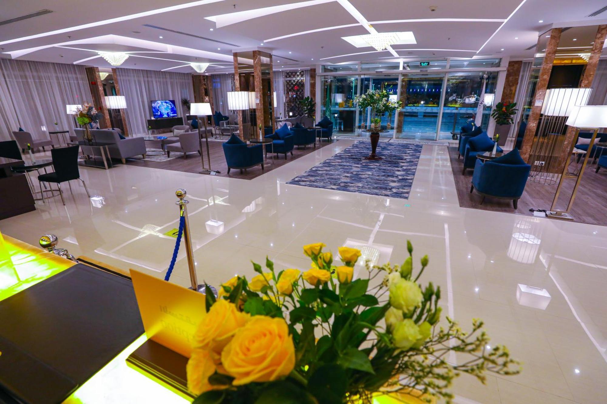 Cheerful Al Waha Unayzah Hotel อันนีซาฮ์ ภายนอก รูปภาพ